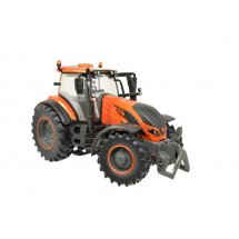 Tractor Britains Valtra...