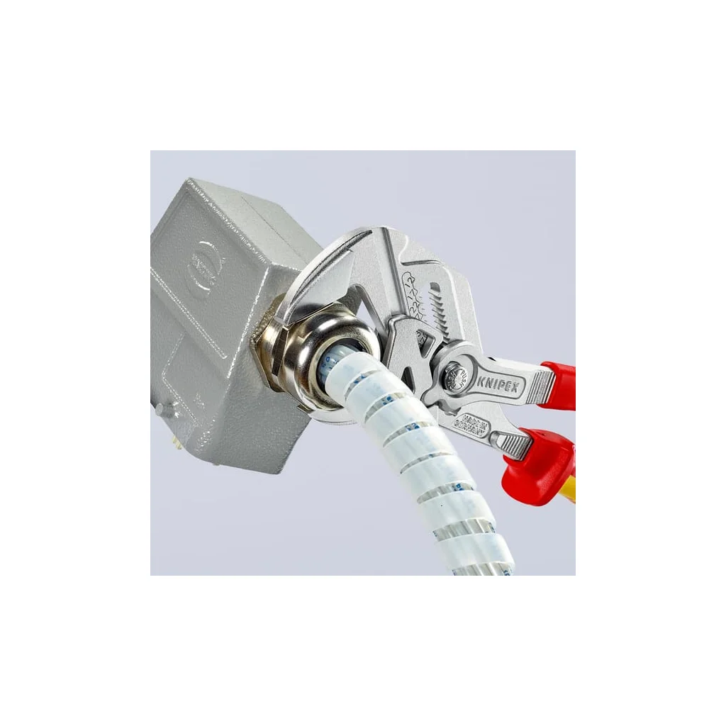 Clește pentru pompă de apă TA8606250